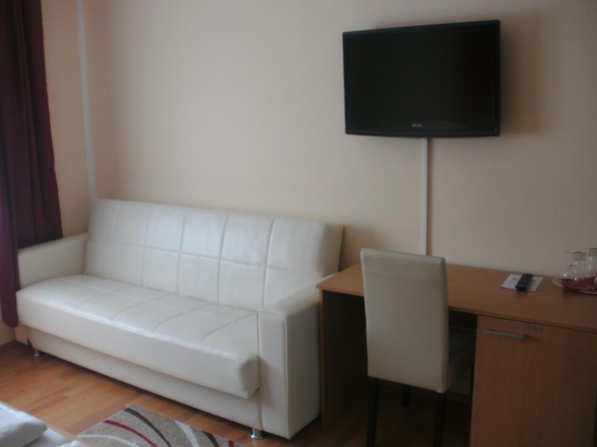Hotel Rhein-Mosel-View Urbar  Εξωτερικό φωτογραφία