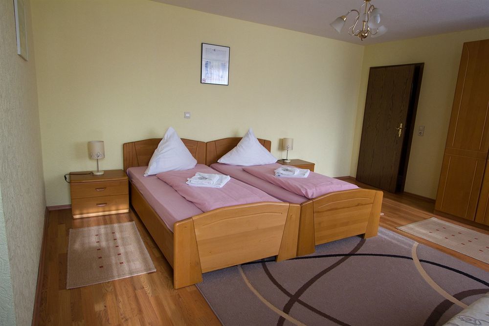 Hotel Rhein-Mosel-View Urbar  Εξωτερικό φωτογραφία