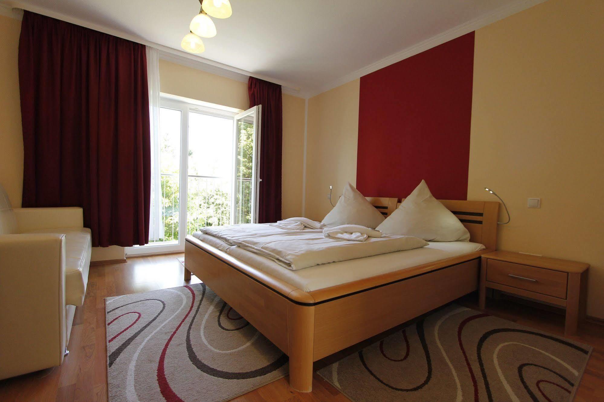 Hotel Rhein-Mosel-View Urbar  Εξωτερικό φωτογραφία