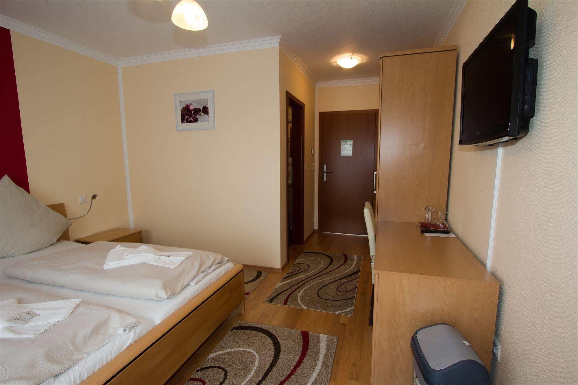 Hotel Rhein-Mosel-View Urbar  Εξωτερικό φωτογραφία